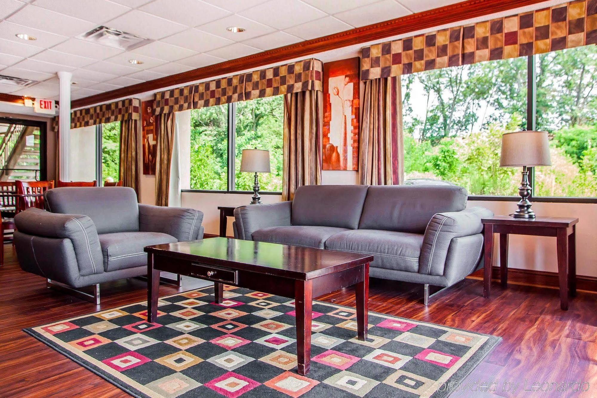 Econo Lodge Маунт Лорел Екстериор снимка